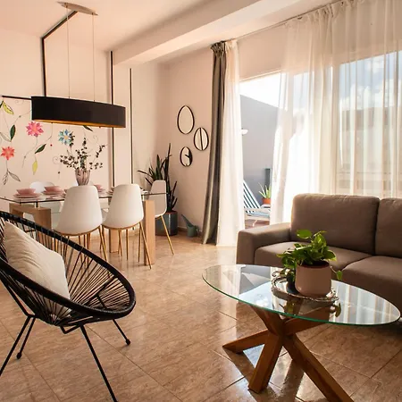 בית נופש Hafida's Dream *